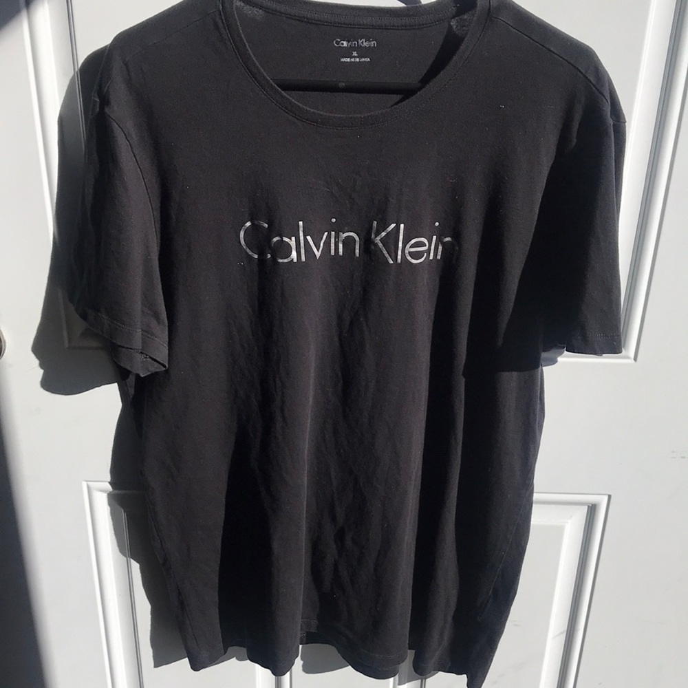 Black Calvin Klein shirt Mens XL